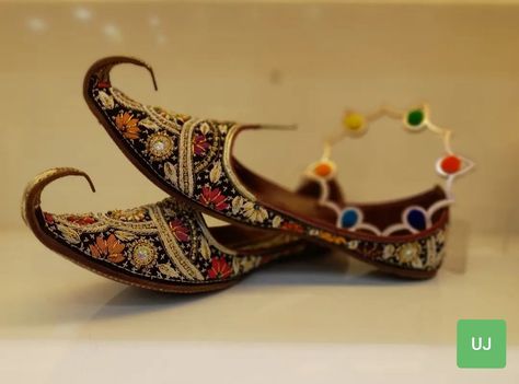 Traditional Shoes, Khussa Shoes, Punjabi Khussa Jutti, Trending Jutti, Trending Shoes, Punjabi Mojari, Designer Jutti, Leather Jutti, Indian Wedding Shoes, Handmade Jutti, Woman Punjabi Jutti, White Colour Jutti, Silver Jutti Silver Jutti, Jutti For Men, Cinderella Fashion, Indian Wedding Shoes, Traditional Shoes, King Style, Indian Shoes, Punjabi Jutti, King Fashion