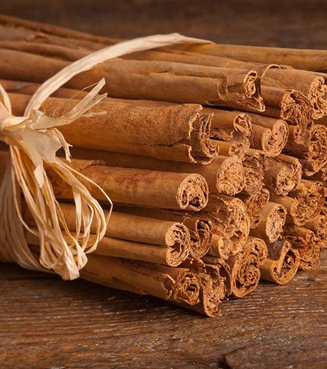 Cinnamon Benefits, Premium Spices, Natural Things, Organic Diet, Healthy Herbs, Ceylon Cinnamon, Cinnamon Bark, Dehydrated Food, Cinnamon Sticks