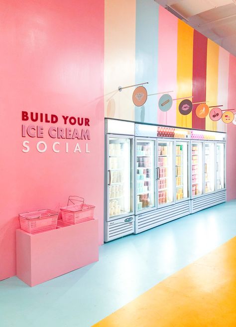 » Inside Museum Of Ice Cream’s Pint Shop Museum Of Ice Cream Nyc, Ice Cream Nyc, Ice Cream Museum, Museum Of Ice Cream, Ice Cream Business, Kids Cafe, Ice Cream Parlor, Crochet Work, Cafe Interior Design