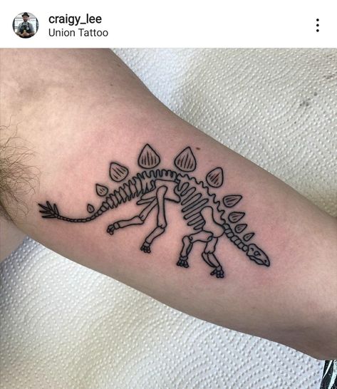 Union Tattoo, Traditional Tattoo Inspiration, Dinosaur Tattoos, Funky Tattoos, Insect Tattoo, Skeleton Tattoos, Cute Little Tattoos, Dinosaur Skeleton, Time Tattoos