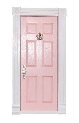 Barbie Template, Cute Doors, Pink Toddler Rooms, Pink Doors, Girls Furniture, House Door, Pink Door, Cool Doors, Oceanfront Condo