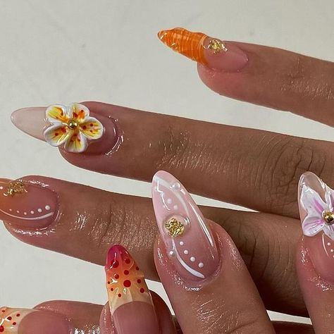 @nailzzbysteph on Instagram: "recreated the iconic coachella set ✨✨✨  @apresnailofficial short natural stiletto   inspo: @amys.clients" Nail Ideas For Short Nails, Coachella Nails, Hawaii Nails, Summer Lifestyle, Manicure Nail Designs, Grunge Nails, Summery Nails, Nails Only, Fire Nails