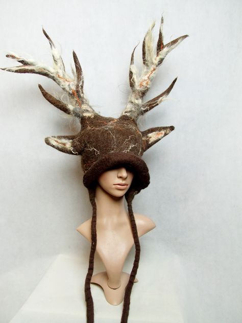 Deer antlers felted hat  https://www.etsy.com/shop/FeltYourself Antlers Costume, Druid Shaman, Faun Cosplay, Druid Cosplay, Fantasy Hats, Fawn Costume, Antler Hat, Gnome Costume, Felt Witch Hat