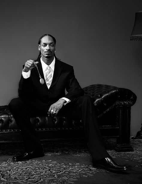 Snoop Dog by Stephen Stickler Fred Hampton, 90s Rappers, A Man In A Suit, Hip Hop Classics, Man In A Suit, Real Hip Hop, Snoop Dog, Rap God, Gta San Andreas