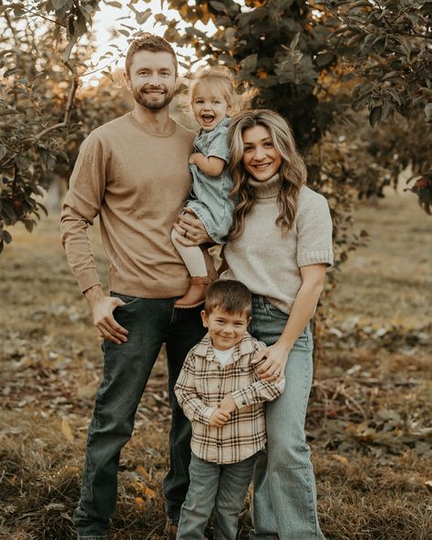 @stephklaus I love your little fam 🥹 Family Photos With Stool, Family Photos With Chair, Family Of 3 Sitting Poses, Family Pictures With Toddler And Baby, Family Photos Toddler And Baby, Fall Family Photos With Baby And Toddler, Family Fall Photoshoot With Baby, Dad And Daughters Photo Ideas, Family Photos With Toddler And Baby