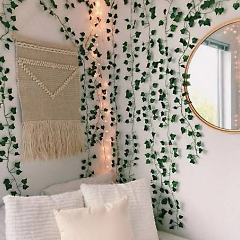 Zen Aesthetic, College Food, Fall Room Decor, Future Room, Aesthetic Room Ideas, Vine Wall, Inspire Me Home Decor, Boho Room, Leaf Garland