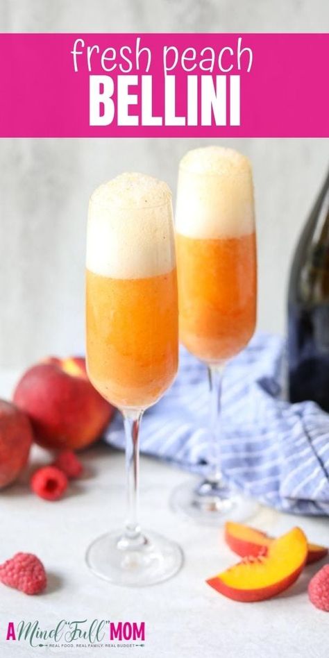 Belini Recipe, Bellini Cocktail Recipes, Peach Bellini Recipe, Peach Bellini Cocktail, Prosecco Drinks, Fresh Peach Recipes, Bellini Cocktail, Cookie And Kate, Bellini Recipe