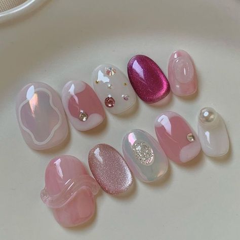 Kutek Disney, Fake Nails Designs, Hello Nails, Gel Nail Strips, Hippie Nails, Subtle Nails, Beauty Nails Design, Blush Nails, Pretty Gel Nails