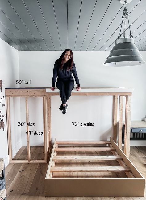 Get creative with your limited bedroom space! Check out these 17 easy steps to building a DIY built-in bunk bed your kids can grow with. Loft Bed Diy Plans How To Build, Diy Queen Bunk Bed, Built In Loft Beds For Teens, Queen Bunk Bed, Bunk Bed Plan, L Shaped Bunk Beds, Bed Loft, Diy Built In, Bunk Beds Boys