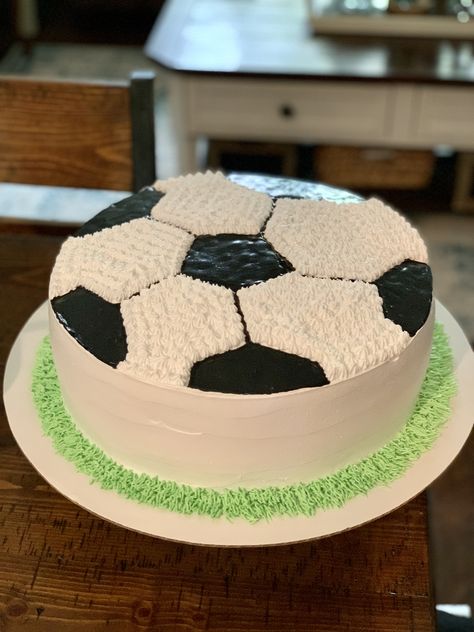 Football Cakes For Boys, Valentine Cookie Bouquets, Football Cake Decorations, Soccer Ball Cake, Cake Designs For Boy, Football Birthday Cake, 15th Birthday Cakes, Happy Anniversary Cakes, Soccer Cake