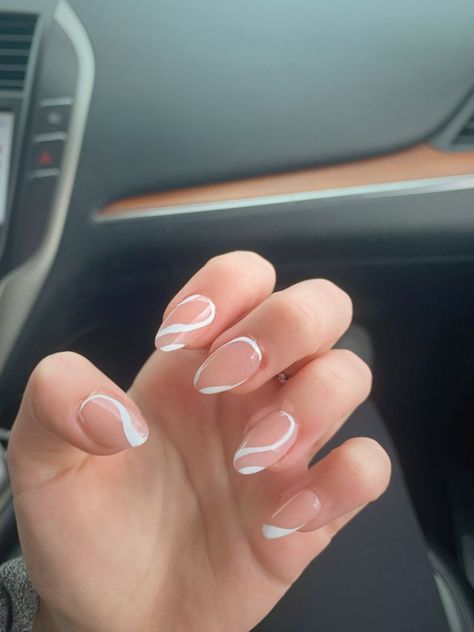 photo inspopose idea,teenage dreaminstainstagram storyaestheticminimalinspoaestheticthat girlmood board2022nailsnail inspofrench tipsimplecute designnail design Clean Nail Designs, Nail Inspo French Tip, Nail Jelly, Champagne Nails, Teen Nails, Girls Nail Designs, Boho Nails, Natural Nail Designs