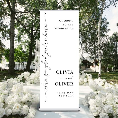 Retractable Wedding Sign, Welcome Wedding Sign Ideas, Wedding Entrance Sign Elegant, Minimalist Classy Wedding, Wedding Decor Classy, Wedding Sign Ceremony, Wedding Reception Welcome Sign, Simple Classy Wedding, White Minimalist Wedding