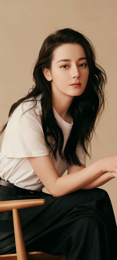 Dilraba Dilmurat No Make Up, Dilireba Dilmurat, Dilreba Dilmurat, Business Portrait Photography, Dilraba Dilmurat, Korean Model, Chinese Actress, Actor Model, Girl Face