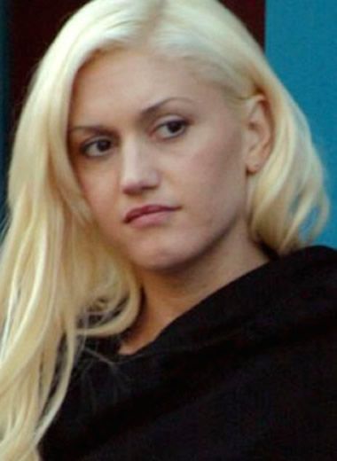 Gwen Stefani Body, Gwen Stefani Without Makeup, Gwen Stefani Hair, Gwen Stefani Makeup, Gwen Stefani 90s, Gwen Stefani Pictures, Hot Red Lipstick, Gwen Renée Stefani, Models Without Makeup