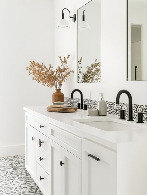 ✨ White & Black Bathroom Ideas You’ll Love to Steal 🛁🌿 - Spanish Tile In Bathroom, Black And White Granite Bathroom, White Black Bathroom Ideas, Modern Bathroom Design Black And White, White And Black Bathroom Ideas, Black And White Boho Bathroom, Black And White Master Bath, Modern Bathroom Design Black, Spanish Modern Bathroom