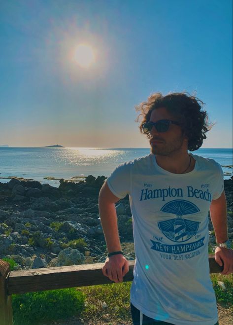 Surfer style | man pose | aesthetic | nature | instagram idea | sunglasses | summer vibe | outfit man | surf Mens Surfer Style, Man Pose, Hampton Beach, Sunglasses Summer, Nature Instagram, Surfer Style, Aesthetic Nature, Summer Sunglasses, Male Poses