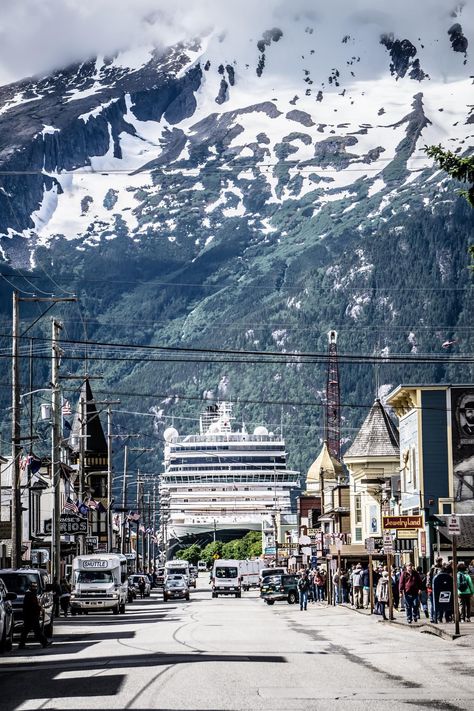 (Skagway?) Alaska Teluk Alaska, Alaska Skagway, Alaska Life, Alaska Pictures, Skagway Alaska, Alaska Photos, Alaska Trip, Visit Alaska, Fairbanks Alaska