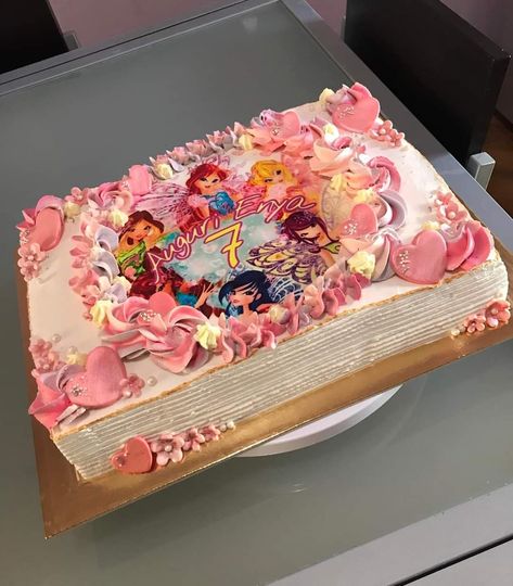 Winx Birthday Party, Winx Cake, Birthday 20, Cheryl Blossom Riverdale, Beautiful Birthday Cakes, Kids Fashion Dress, Pretty Birthday Cakes, 20th Birthday, Sleepover Party