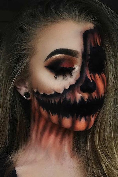 Cool Face Makeup Halloween, Creepy Pumpkin Makeup, Halloween Makeup 2022 Trends, Pumpkin Makeup Looks, Pumpkin Face Makeup, Jack O Lantern Makeup, Pumpkin Makeup Halloween, Scary Face Makeup, Halloween Makeup Looks Scary