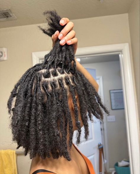 Different Type Of Locs For Women, Brick Parting Locs, Brick Parting, Small Medium Locs, Locs Parting, Loc Grid, Locs 4c Hair, Medium Size Locs, Locs 4c