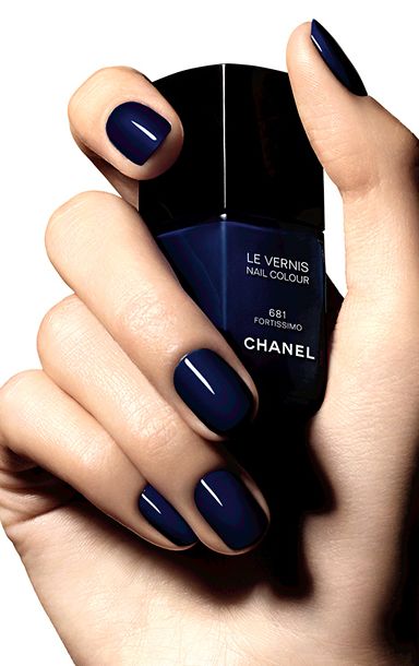 Chanel '16 Luxe Nails, Chanel Nail Polish, Chanel Blue, Chanel Nails, Blue Nail, Fall Inspiration, Nailed It, Chic Nails, Matte Nails