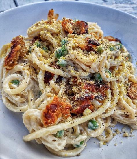 Cashew Parmesan, Vegan Carbonara, Carbonara Ingredients, Salad Shop, Salad Toppers, Cashew Milk, Vegan Parmesan, Fresh Chives, Frozen Peas