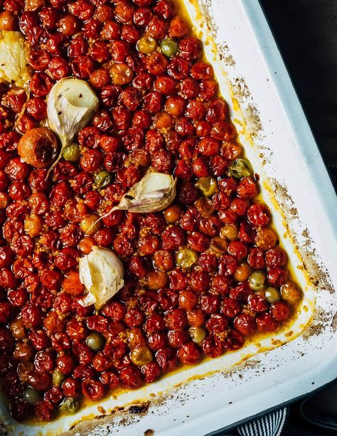 Marinara With Cherry Tomatoes, Marinara Spaghetti, Cook Ideas, Hardneck Garlic, Cherry Tomato Sauce, Fresh Cherry, Tomato Season, Roasted Cherry, Roasted Cherry Tomatoes