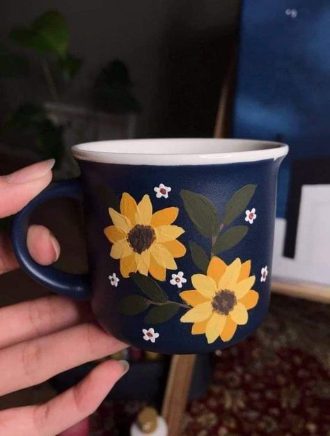 Painted Mugs, Sunflower Painting, Pottery Designs, Cute Mugs, Air Dry Clay, Ceramic Painting, Diy Gifts, Sunflower, Mug