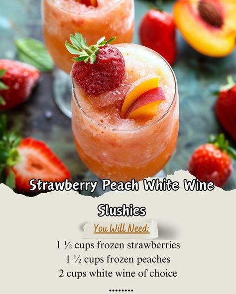 White Wine Slushies, Fruit Slushies, Wine Slush, Wine Slushies, Frozen Peaches, Homemade Chinese Food, Wine Slushie, Fruit Slices, Refreshing Summer Drinks