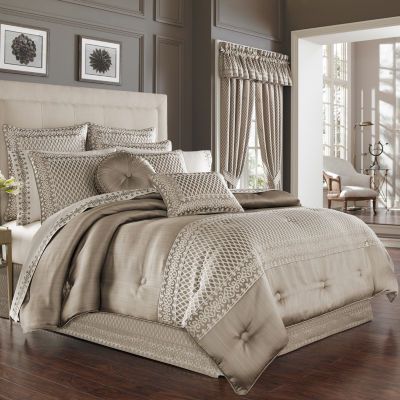 Luxury Comforter Sets, Inspire Me Home Decor, King Comforter Sets, Bedrooms Decor, Queen Comforter Sets, Queen Comforter, Bedding Stores, King Comforter, Master Bedrooms Decor