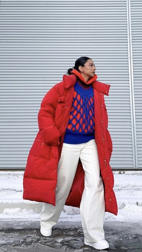 Red Parka Outfit, Red Long Puffer Jacket Outfit, Red Sporty Puffer Jacket For Winter, Red Down Puffer Jacket For Winter, Fitted Red Puffer Jacket For Winter, Red Long Sleeve Winter Puffer Jacket, Red Puffer Coat, Red Parka, Parka Outfit