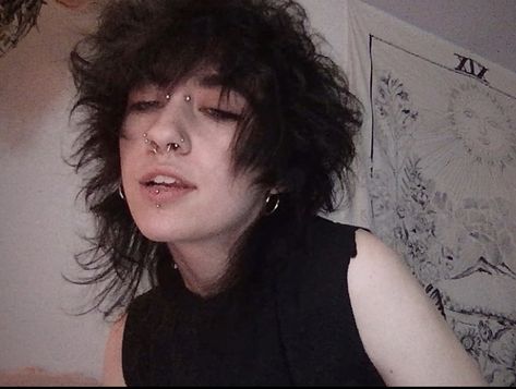 Masculine Piercings, Masculine Wolfcut, Rabastan Lestrange, Transition Goals, Keith Kogane, Emo Guys, Gender Envy, Fluffy Hair, Dream Hair