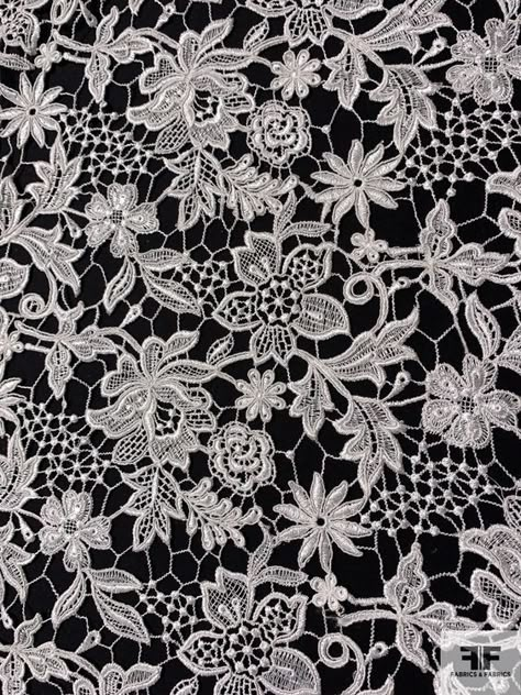 Double-Scalloped Floral Guipure Lace - Light Ivory - Swatch Victorian Lace Pattern, Lace Fabric Pattern, Lace Types, Vintage Lace Pattern, Flower Lace Pattern, Lace Pattern Design, Lace Aesthetic, Stitch Patterns Embroidery, Lace Couture