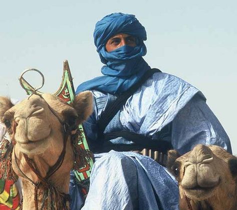 Timbuktu Mali, Desert Clothing, Desert Nomad, Tuareg People, Limerick City, 1001 Nights, City College, Arabic Art, Arabian Nights