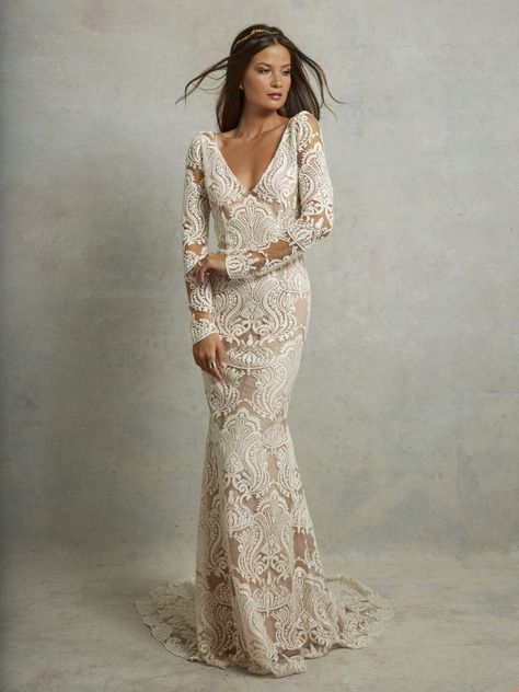 2018_21_050_ret_crop edit Wedding Dress Size 10, Flare Gown, Sheath Wedding, Bohemian Bridal, Fairy Wedding, Bridal Photoshoot, Wedding Dress Sizes, Western Wedding, Fantasy Fairy