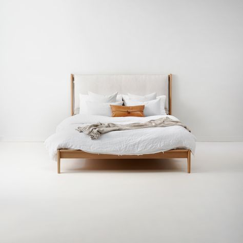 Mubu Home: Modern Timber Beds and Furniture White Oak Furniture, Timber Bed Frames, Timber Bed, Bed Heads, Interiors Bedroom, Timber Beds, Minimalist Bed, Cushion Headboard, Timber Furniture