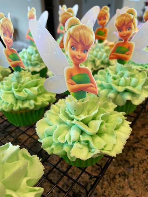 Tinkerbell Birthday Party Decorations Diy, Tinker Bell Birthday Party Decorations, Tinker Bell Cupcakes, Tinkerbell Birthday Party Decorations, Tinker Bell Birthday Party, Tinkerbell Cupcakes, Tinkerbell Birthday Party, Tinkerbell Birthday Cakes, Tinkerbell Party Theme