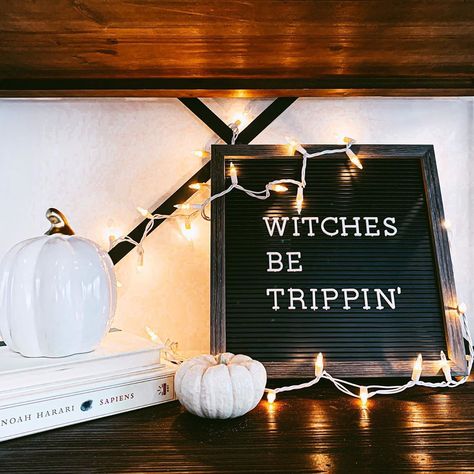 Halloween Coffin Letter Board Quotes, Halloween Letter Boards Signs, October Felt Board Quotes, Coffin Letter Board Ideas, Spooky Letter Board, Funny Halloween Letter Board Ideas, Halloween Letter Board Ideas, Halloween Word Board, Halloween Message Board Quotes