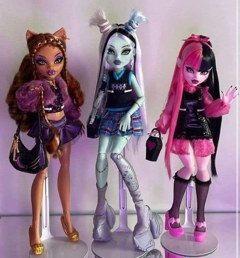 Monster High Dolls G3, New Monster High Dolls, Monster High Frankie, Kunstjournal Inspiration, Doll Customization, Monster High Doll Clothes, The Ghouls, Arte Monster High, Moster High