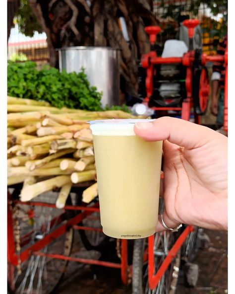 #sugarcanejuice #sugarcanejuice🍹
#summercooler #summerdrink #refreshingdrink #freshjuice #eatlocal #india #delhifoodie #kolkatafoodie #mumbaifoodie #prayagraj #allahabad #juice #mobilephotography #streetphotography #aampanna #eeeeeats #foodie #foodpornography #explore #priyamvadaa Sugarcane Juice Photography, Sugarcane Aesthetic, Juice Photography, Shoot Moodboard, Foodie Pics, Sugarcane Juice, Blackstrap Molasses, Cute Kawaii Drawings, Phone Photography