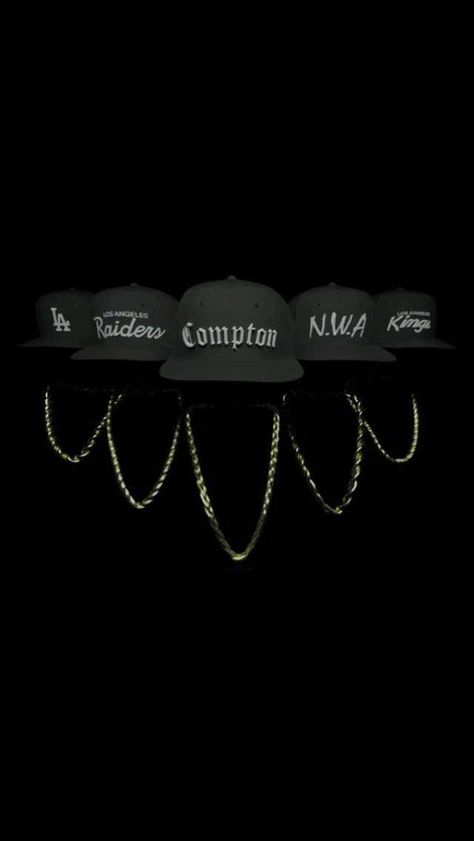 Compton Hat, 90 Hip Hop, Anime White Hair Boy, Gangsta Rapper, Compton California, Rappers Aesthetic, 90s Rappers, Skateboard Photos, Outta Compton