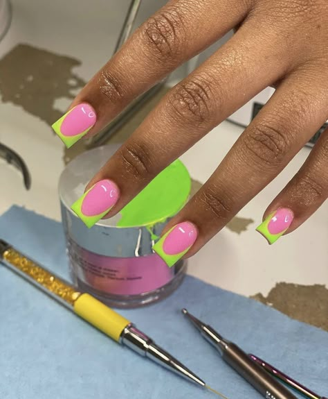 Square Nails Spring Colors, Neon Green French Tip Nails, Neon Green French Tip, Simple Spring Nail Ideas, Flames Nails, Green French Tip Nails, Popular Nail Art, Green French, Acrylic Toe Nails