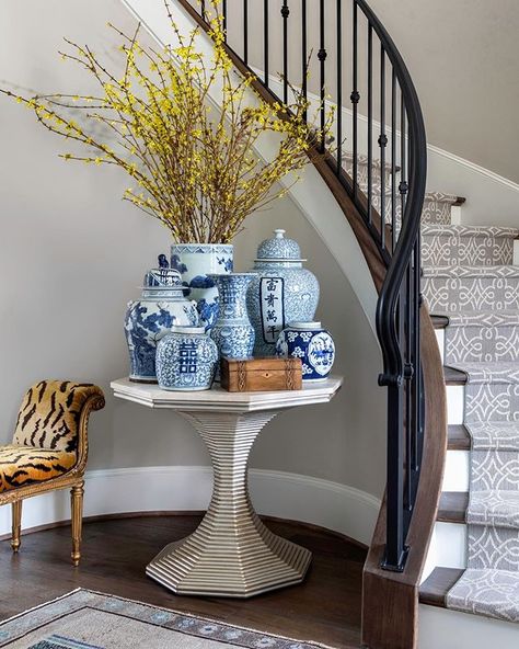 Round Foyer Table, Small Throw Rugs, Entry Stairs, Southern House, Fabric Bench, Blue White Decor, Home Design Floor Plans, Layered Rugs, Room Color Schemes