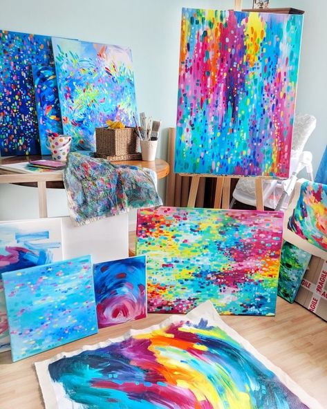 Art Jamming Ideas, Rainbow Abstract Art, Canvas Painting Diy, Art Painting Acrylic, Spare Room, Painting Art Projects, Studio Space, Learn To Paint, The Dining Room