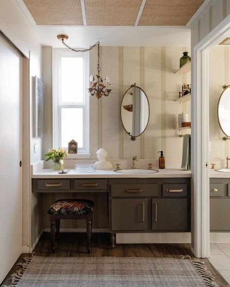 Lone Fox, Luxury Bathroom Sinks, Drew Scott, Fox Home, Bathroom Transformation, Bathroom Countertops, Michael Scott, Concrete Diy, House Bathroom