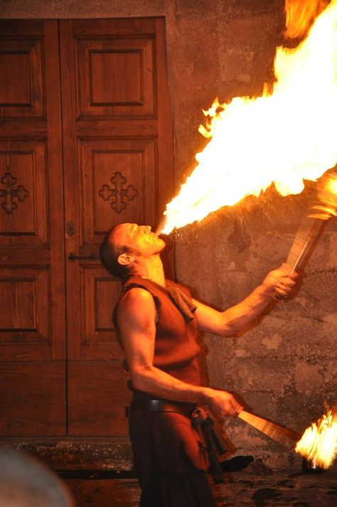 Artist, Fire, Juggler, Lucignolo, Fire Eaters My Fantasy World, Fire Art, Fantasy Wedding, Do Not Fear, Take Risks, Be Successful, Juggling, Feel Inspired, Dnd Characters