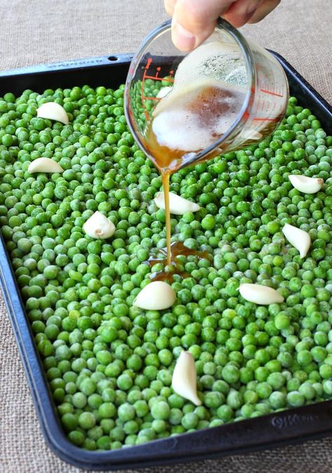 Butter Peas Recipe, Butter Peas, How To Cook Peas, Roasted Peas, Green Peas Recipes, Peas Recipe, Veg Dishes, Side Dish Recipes Easy, Pea Recipes