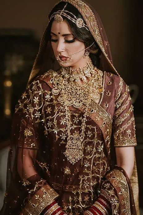 भारतीय दुल्हन संबंधी, Rajasthani Bride, Rajasthani Dress, Rajputi Dress, Indian Bridal Photos, Indian Bride Outfits, Bridal Lehenga Collection, Indian Bridal Lehenga, Bridal Lehenga Red