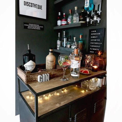 It’s that Friday feeling, when you make it to Friday! Let the weekend begin x . Entry for grey theme on #myhometrend and fave corner on… Bar Area Design, Bar Corner, Coin Bar, Home Bar Areas, Bar Mini, Home Bar Rooms, Corner Bar, Bar In Casa, Home Bar Ideas