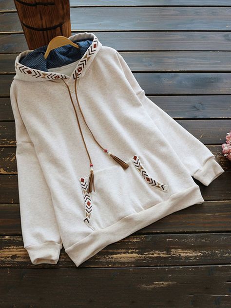 Shein Beaded Tassel Drawstring Embroidered Heather Knit Hoodie Pull Grosse Maille, Mode Hippie, Embroidery Hoodie, Preppy Dresses, Womens Sweatshirts Hoods, Fall Hoodies, Cool Hoodies, Knit Hoodie, Bohemian Clothes